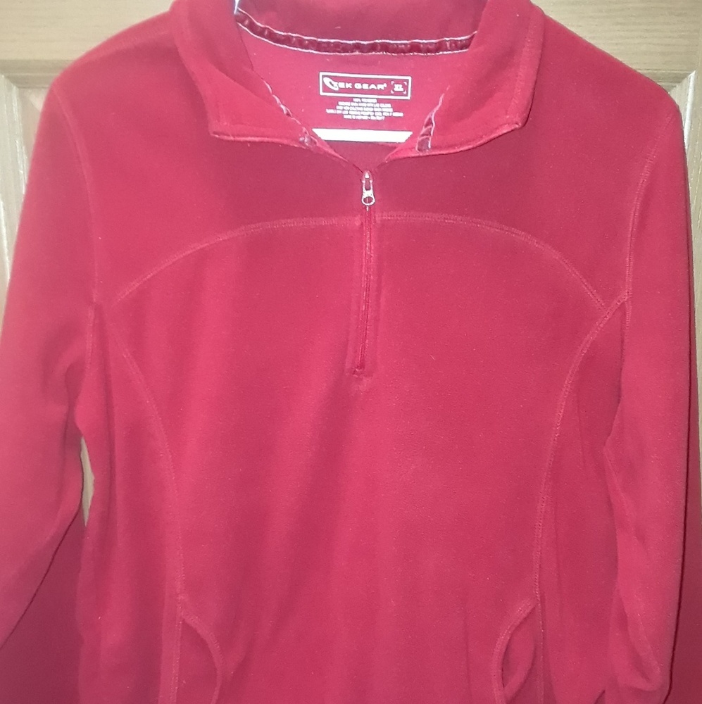 Tek Gear fleece pullover